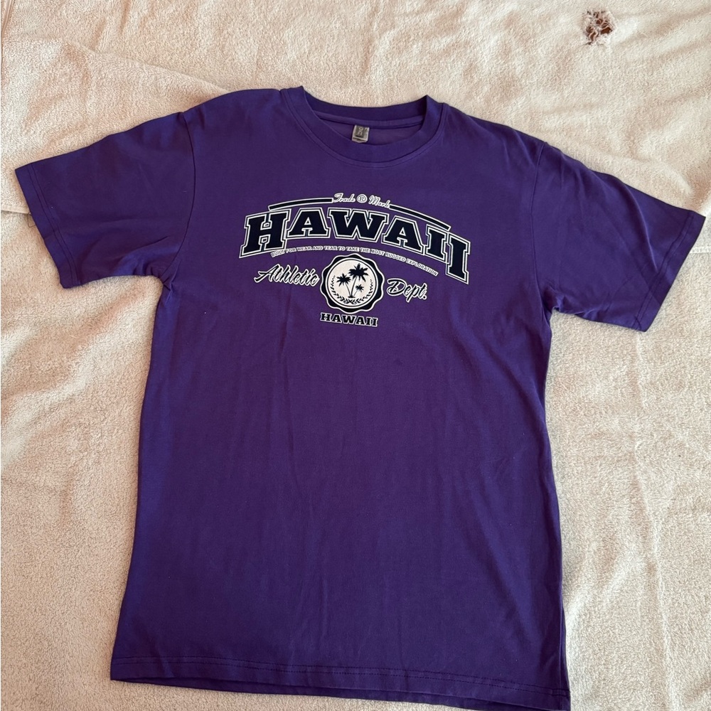 Vibrant Purple Short Sleeve Tee with Hawaii Graphic